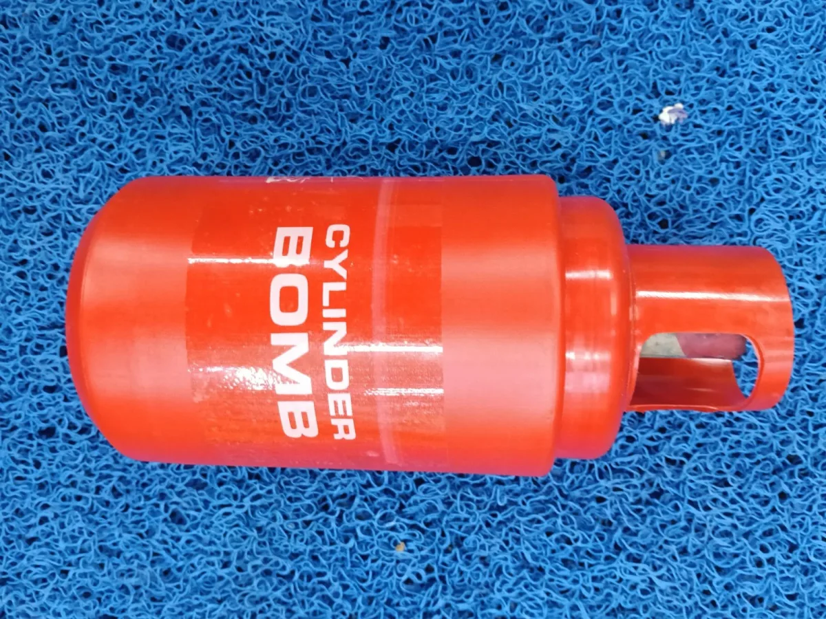 CYLINDER BOMB